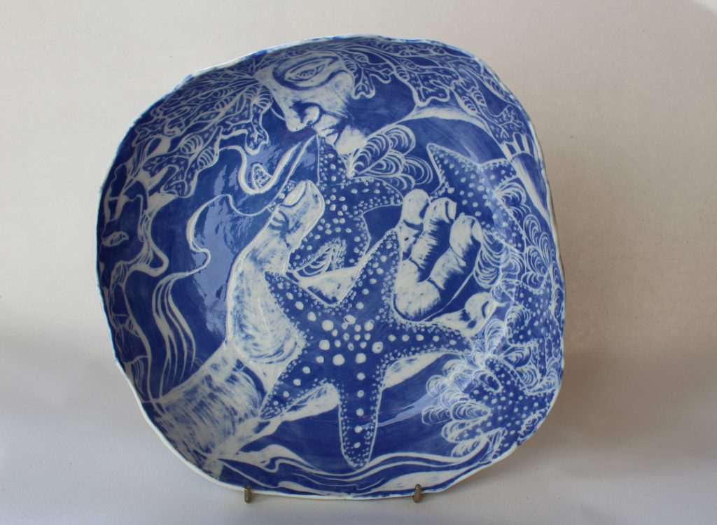 Ilse Black, As She Saw the Starfish, Susan Started to Transform, 2021, Porcelain, slip and sgraffito, 25x25 x5.5cm, Janet Rady Fine Art Ilse Black, As She Saw the Starfish, Susan Started to Transform, 2021, Porcelain, slip and sgraffito, 25x25 x5.5cm